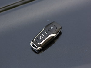 2015款2.7T GTDi 四驱尊锐型 车钥匙