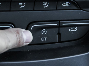 20151.5GTDi 򌾫Ӣ п؅^