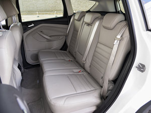 2015款1.5GTDi 四驱精英版 后排座椅