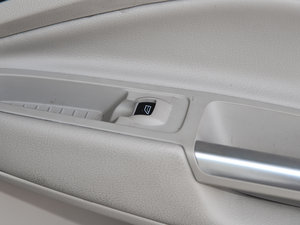 20151.5GTDi 򌾫Ӣ п؅^