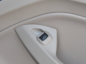 20151.5GTDi 򌾫Ӣ п؅^