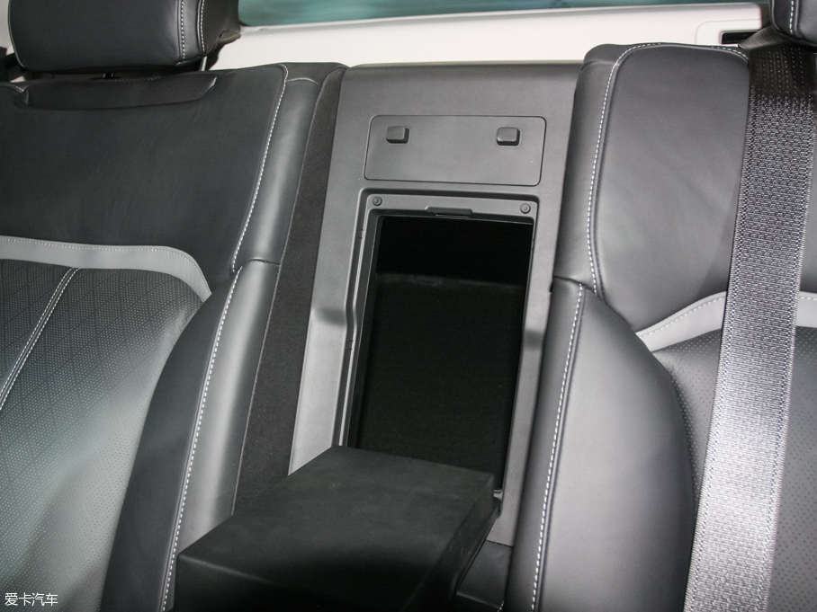 2016ţ EcoBoost 325 V6 Ş