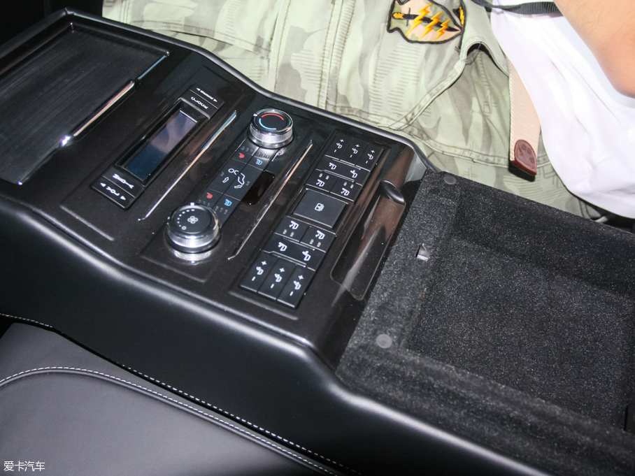 2016ţ EcoBoost 325 V6 Ş