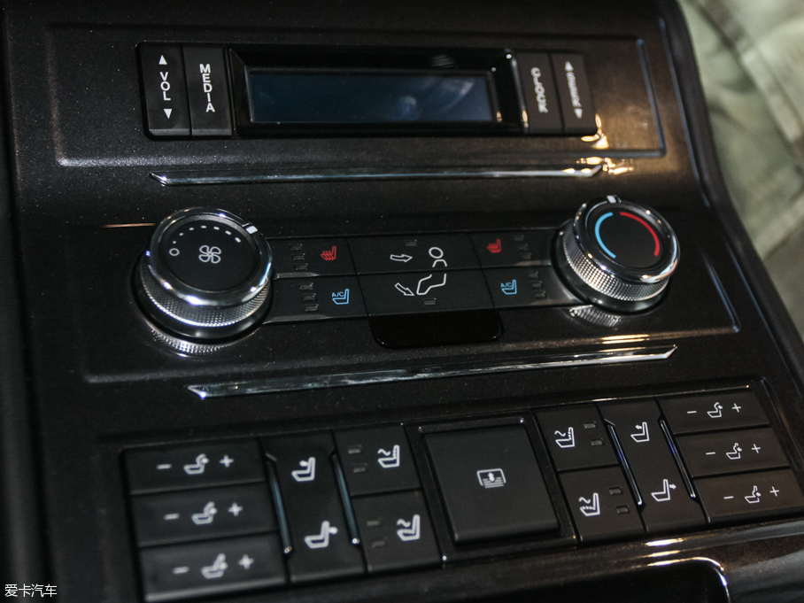 2016ţ EcoBoost 325 V6 Ş