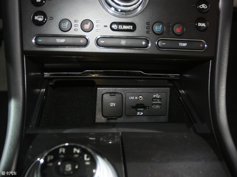 2016ţ EcoBoost 325 V6 Ş