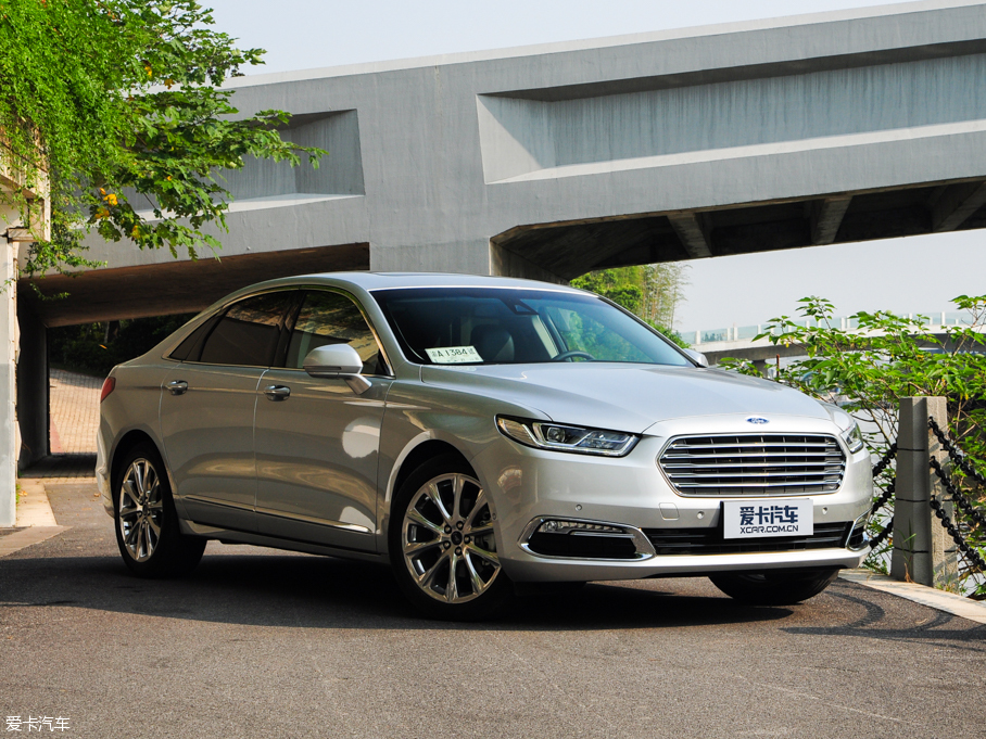 2016ţ EcoBoost 325 V6 Ş