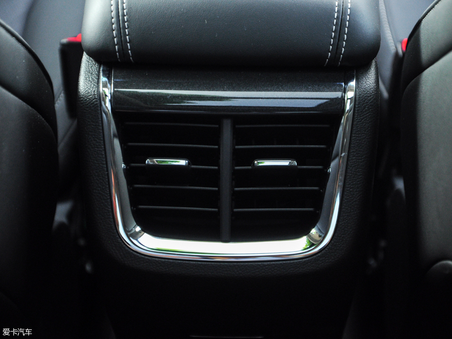 2016ţ EcoBoost 325 V6 Ş