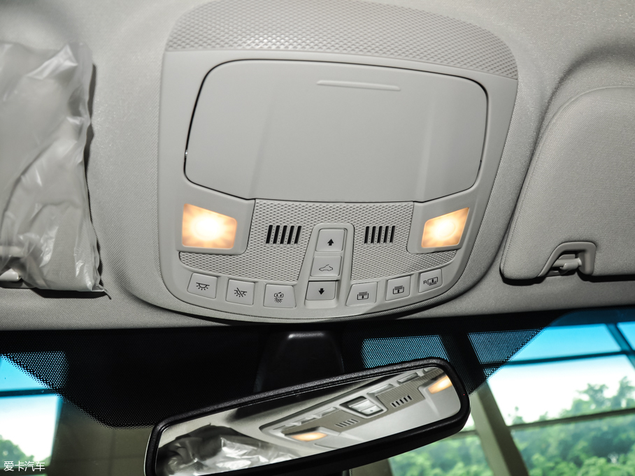 2016ţ EcoBoost 325 V6 Ş