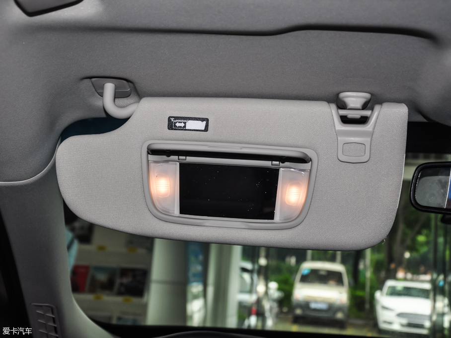 2016ţ EcoBoost 325 V6 Ş