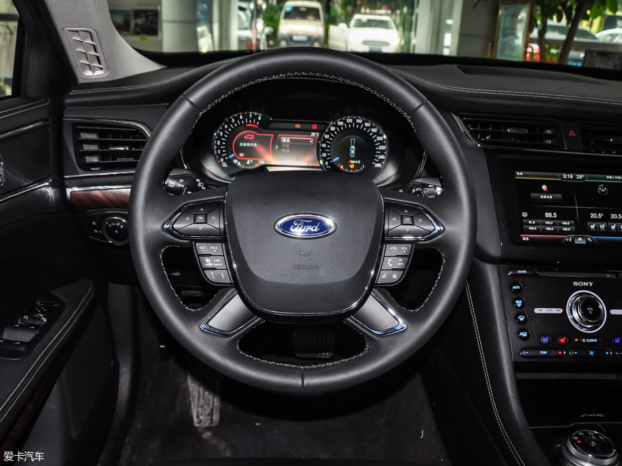 2016ţ EcoBoost 325 V6 Ş