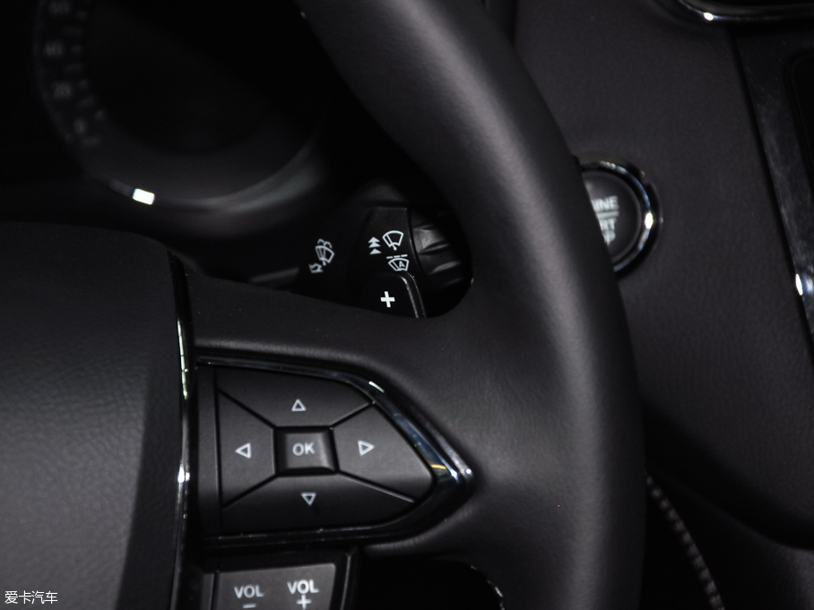 2016ţ EcoBoost 325 V6 Ş