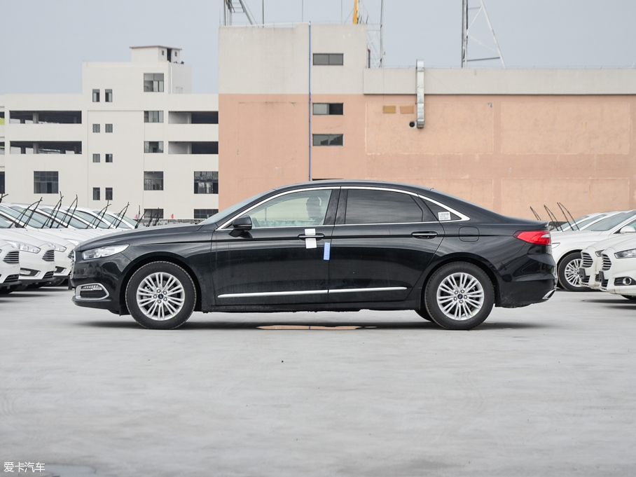 2016ţ EcoBoost 245 r(sh)