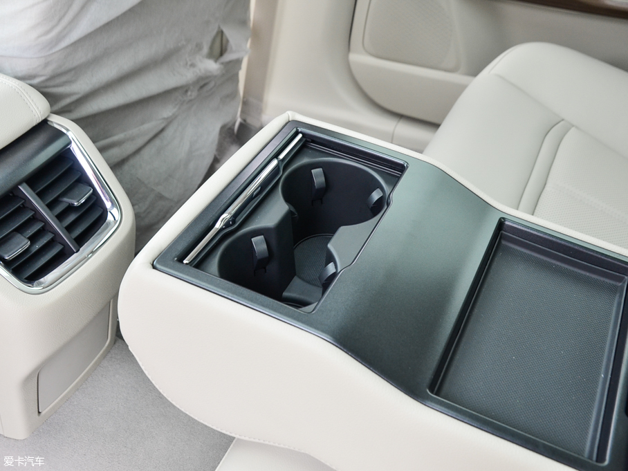 2016ţ EcoBoost 245 r