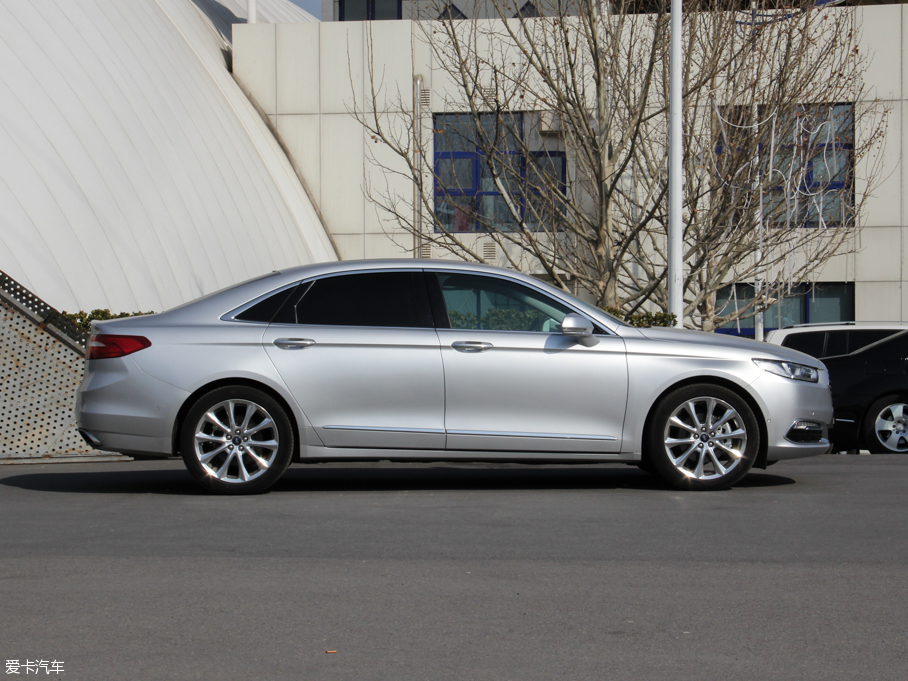 2016ţ EcoBoost 325 V6 Ş