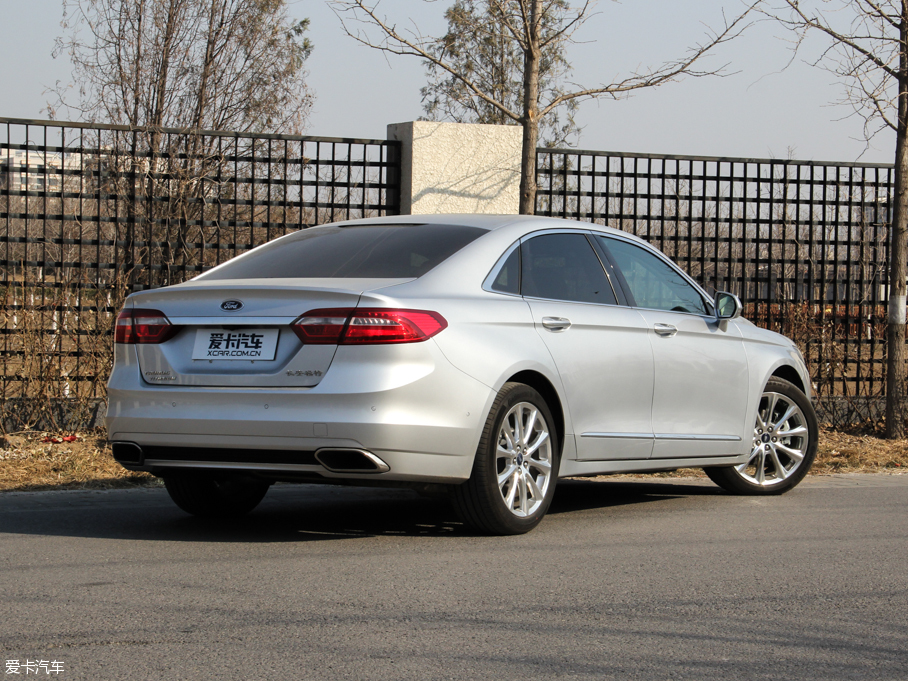 2016ţ EcoBoost 325 V6 Ş