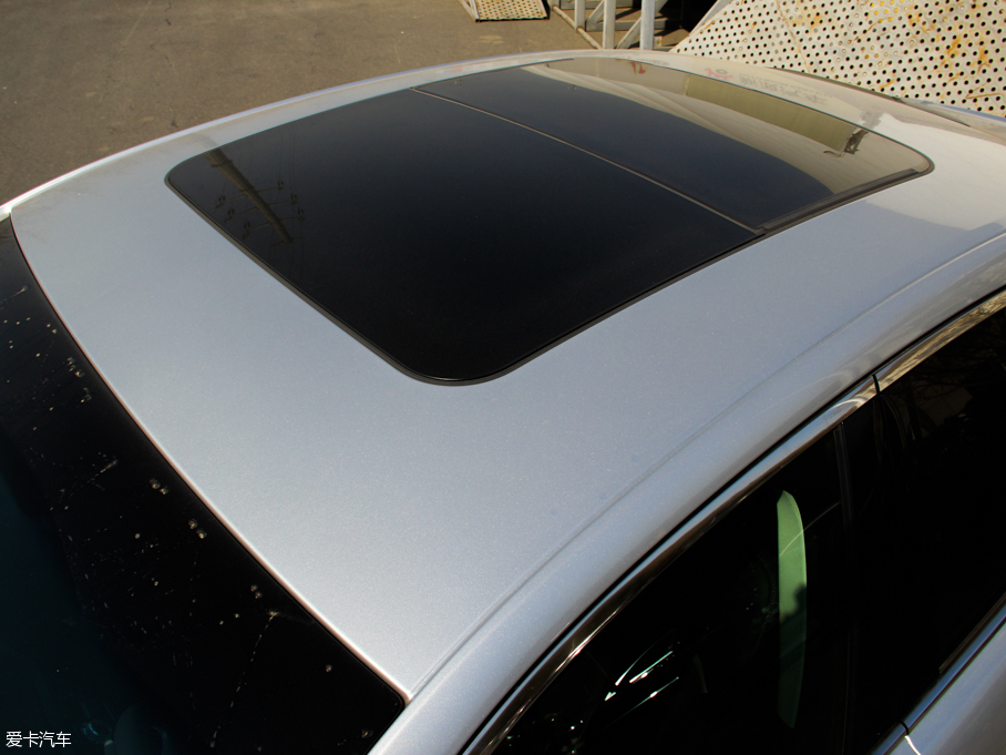 2016ţ EcoBoost 325 V6 Ş