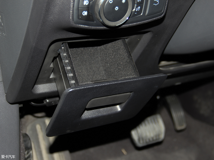 2016ţ EcoBoost 325 V6 Ş