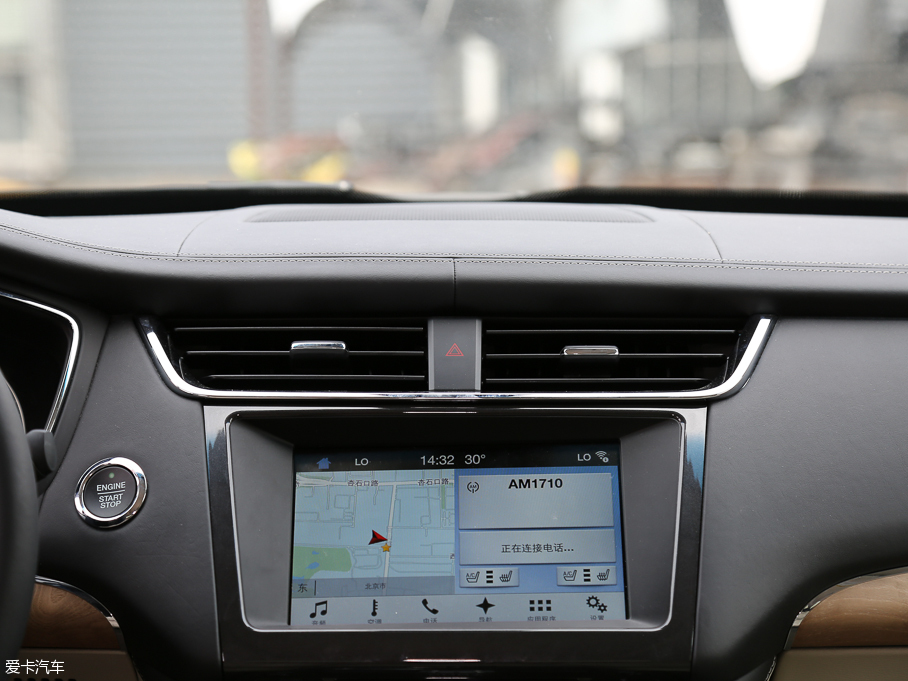 2017ţ EcoBoost 325 V6 LTD