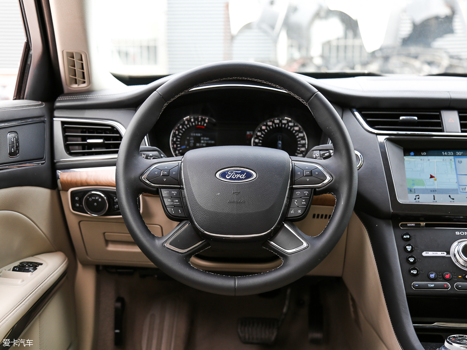 2017ţ EcoBoost 325 V6 LTD