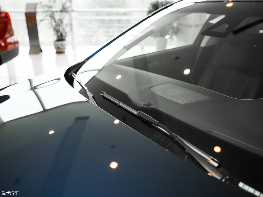 2016ţ EcoBoost 180 A