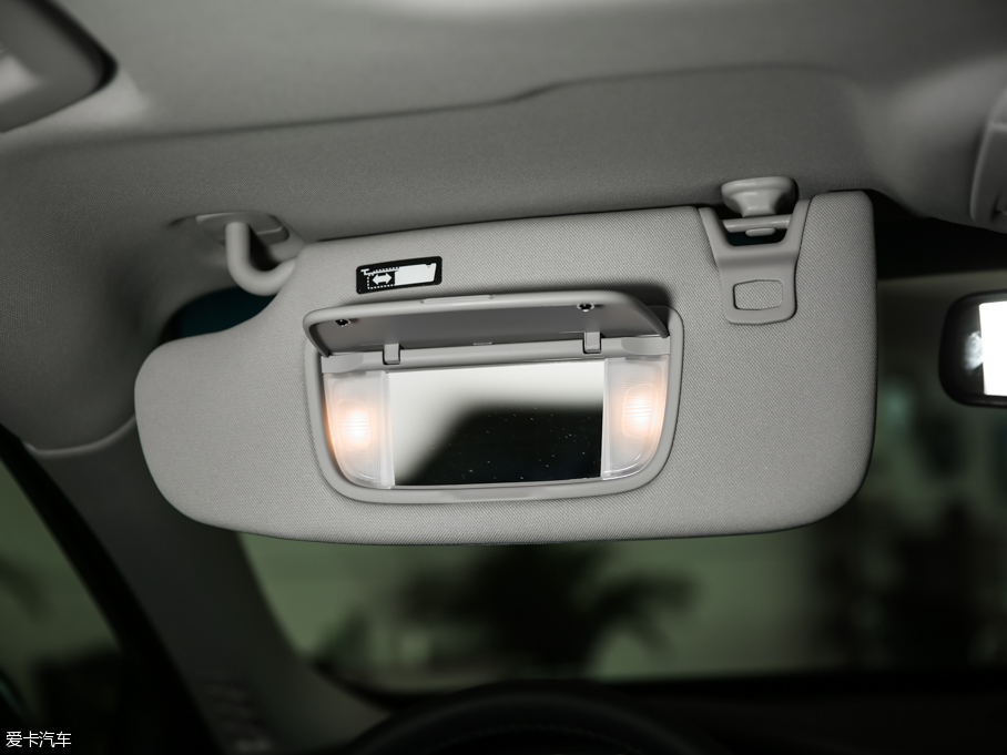 2016���ţ�� EcoBoost 180 ���A��