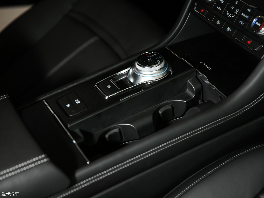 2016ţ EcoBoost 180 A