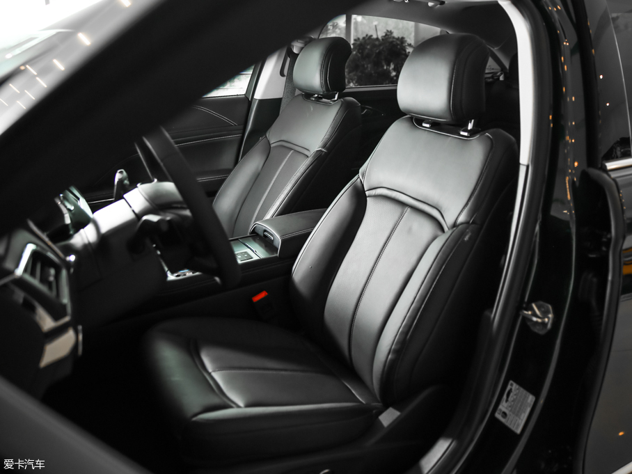 2016ţ EcoBoost 180 A