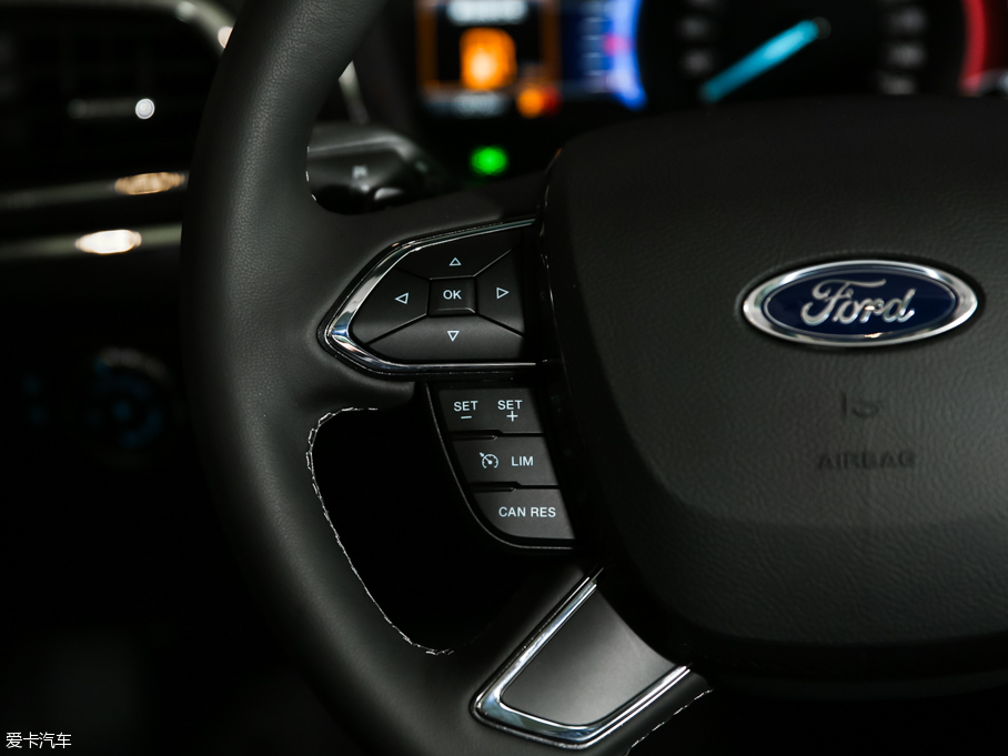 2016���ţ�� EcoBoost 180 ���A��