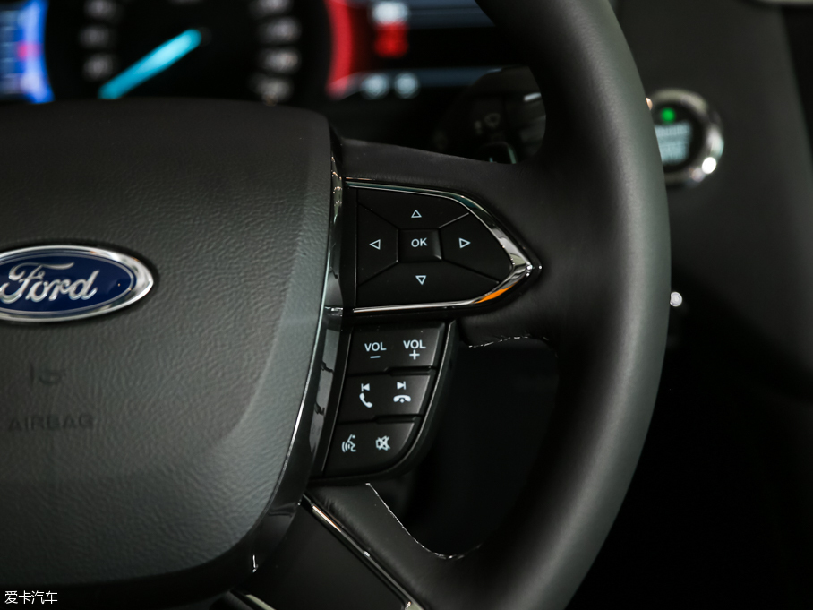 2016���ţ�� EcoBoost 180 ���A��