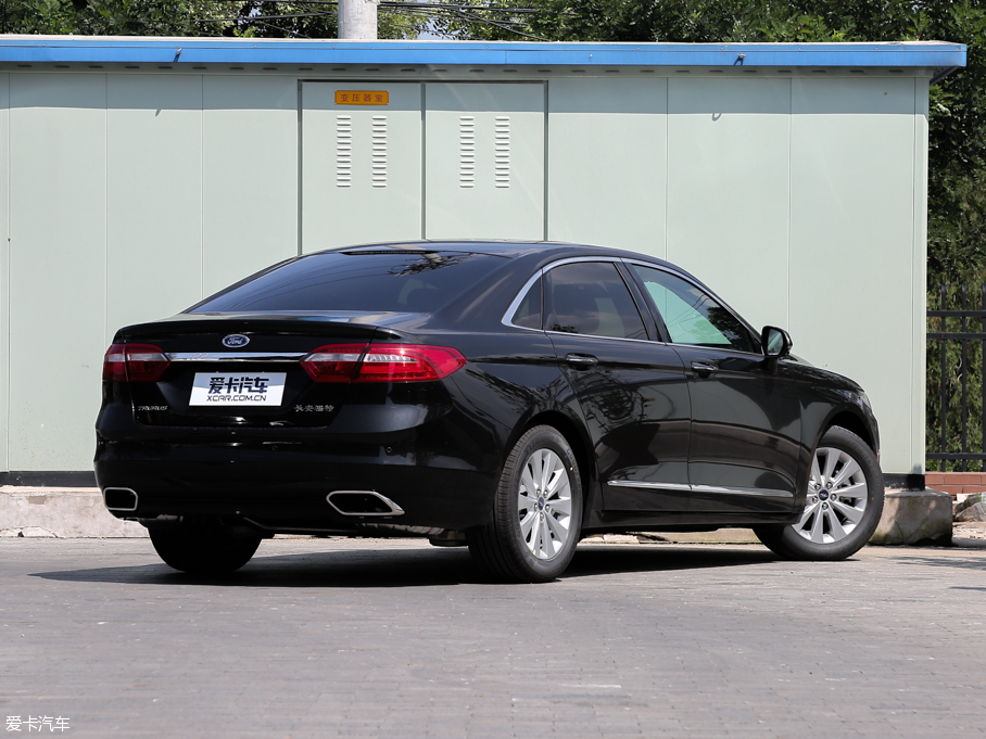 2016ţ EcoBoost 180 A