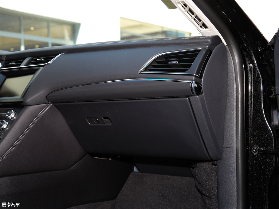 2016ţ EcoBoost 180 A