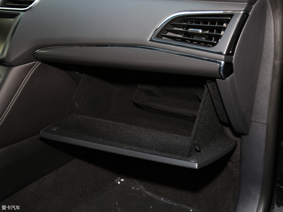 2016ţ EcoBoost 180 A