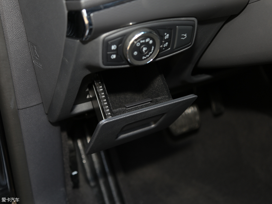 2016ţ EcoBoost 180 A