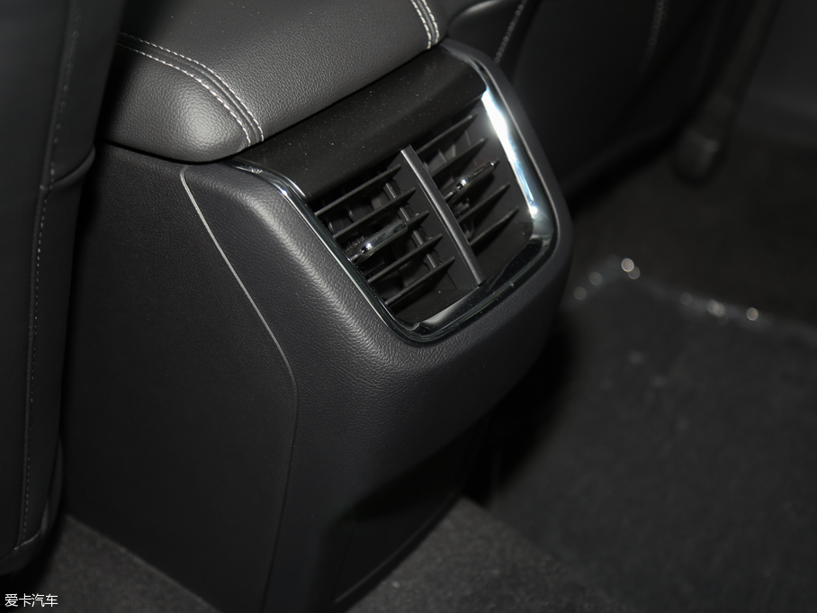 2016ţ EcoBoost 180 A