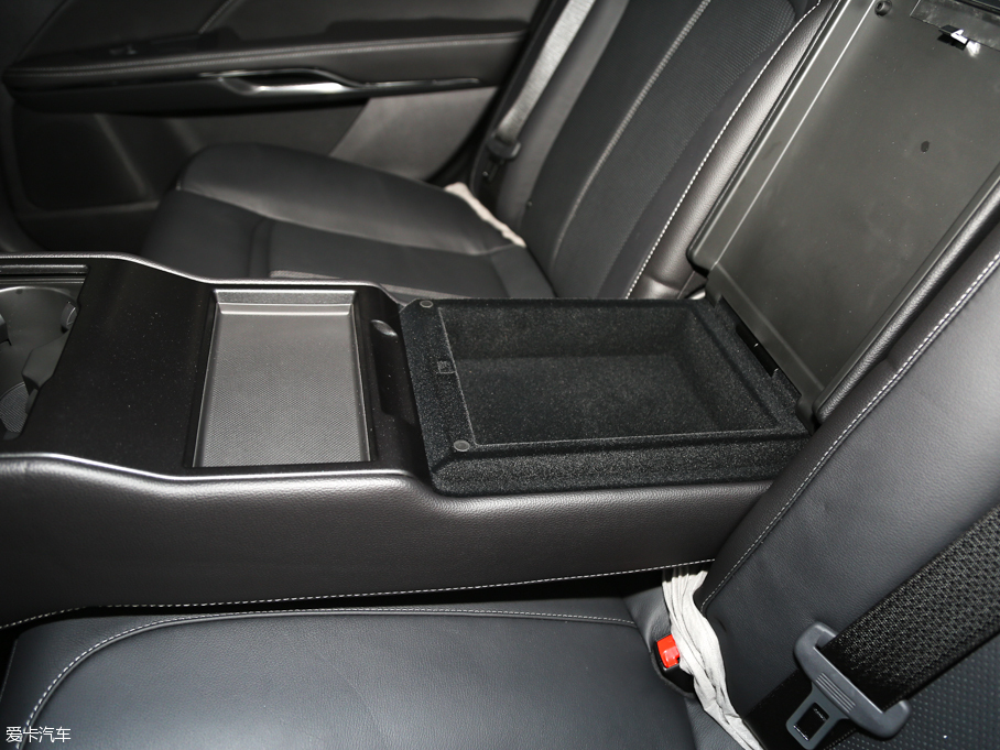 2016ţ EcoBoost 180 A