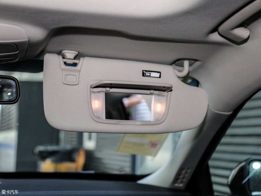 2016���ţ�� EcoBoost 180 ���A��