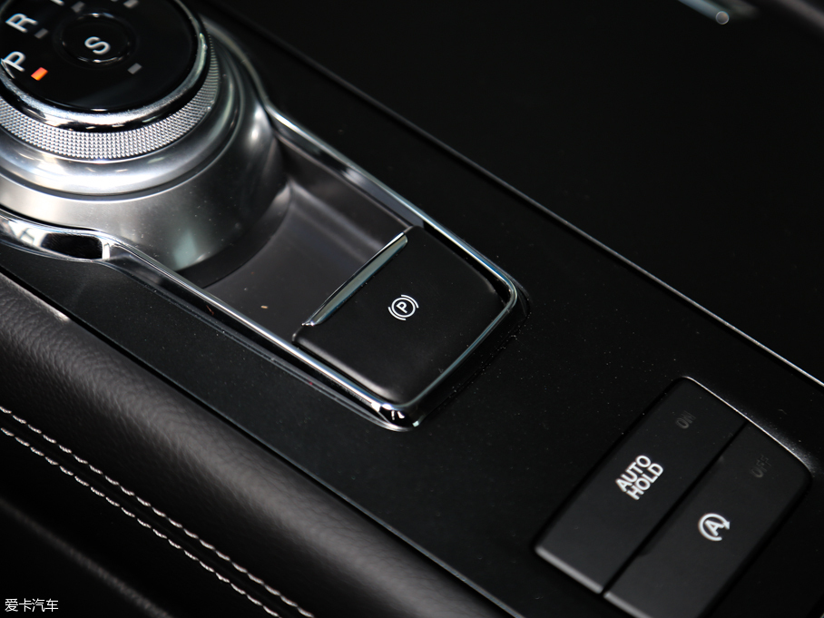 2016ţ EcoBoost 180 A