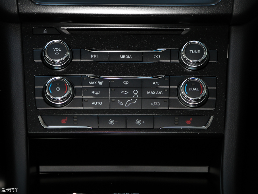 2016ţ EcoBoost 180 A