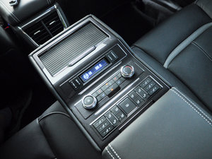 2016EcoBoost 325 V6 Ş g