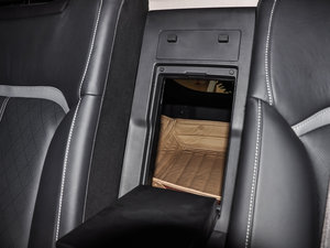 2016EcoBoost 325 V6 Ş g