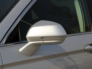 2016EcoBoost 325 V6 Ş ^