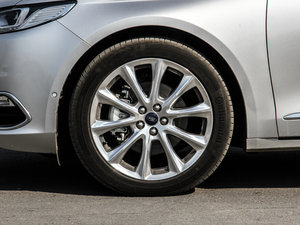 2016EcoBoost 325 V6 Ş ^