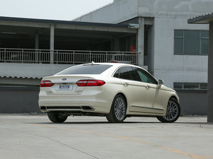 2017EcoBoost 325 V6 LTD w^