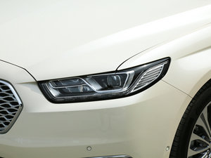 2017EcoBoost 325 V6 LTD ^