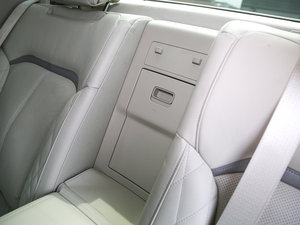 2017EcoBoost 325 V6 LTD g