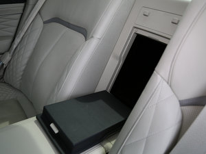 2017EcoBoost 325 V6 LTD g