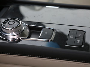 2017EcoBoost 325 V6 LTD v܇Ƅ