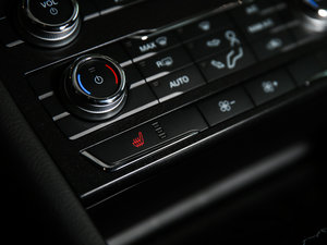 2016EcoBoost 180 A п؅^