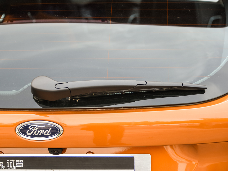 2015˹ Ɏ EcoBoost 180 Ԅ(dng)\(yn)(dng)