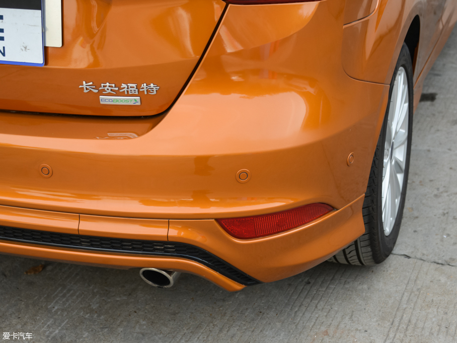 2015˹ Ɏ EcoBoost 180 Ԅ\